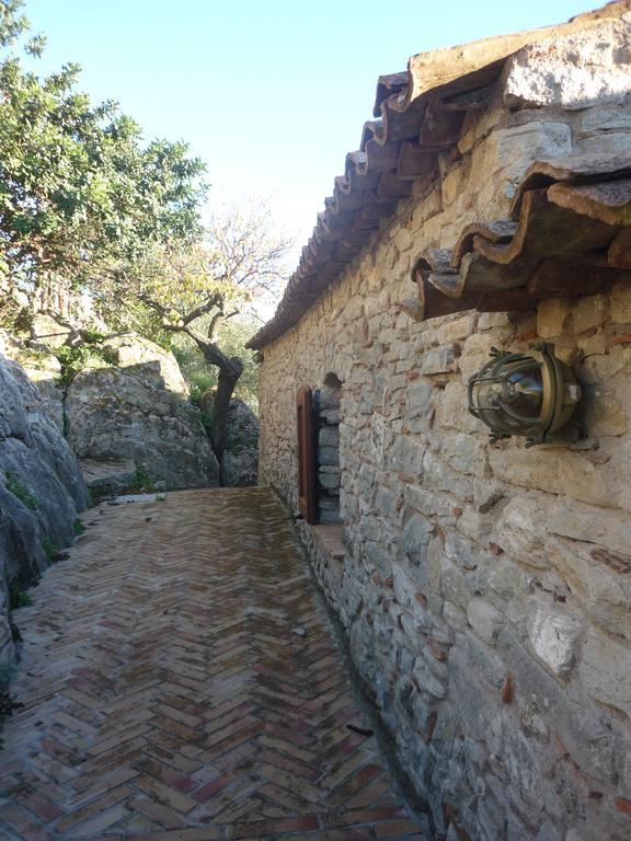 Rocca Del Vento Bed and Breakfast San Pantaleone Buitenkant foto