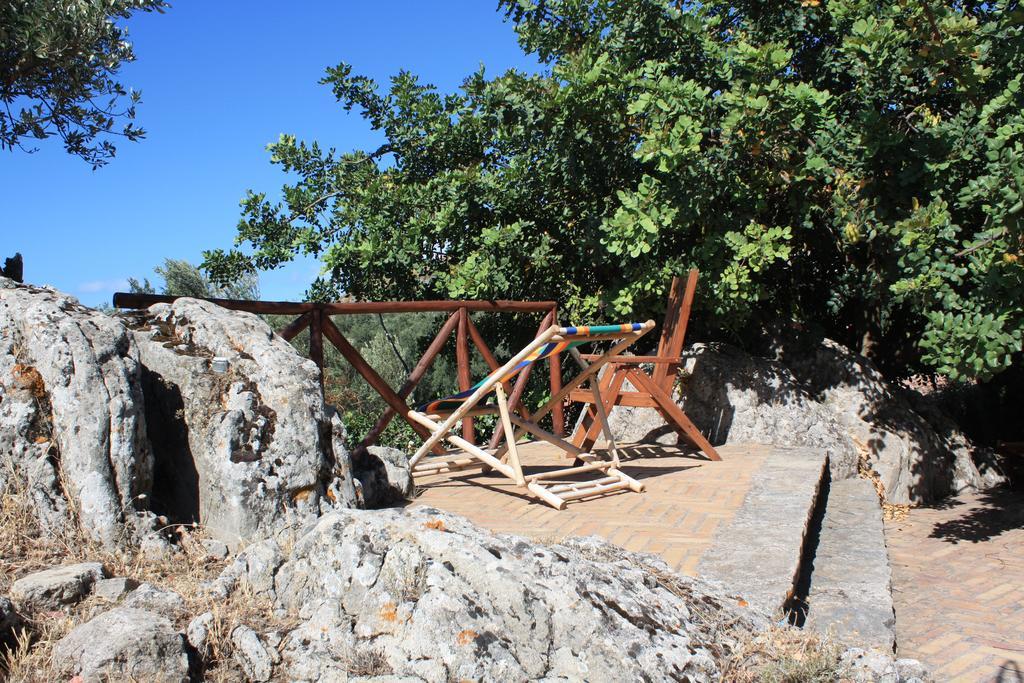 Rocca Del Vento Bed and Breakfast San Pantaleone Buitenkant foto