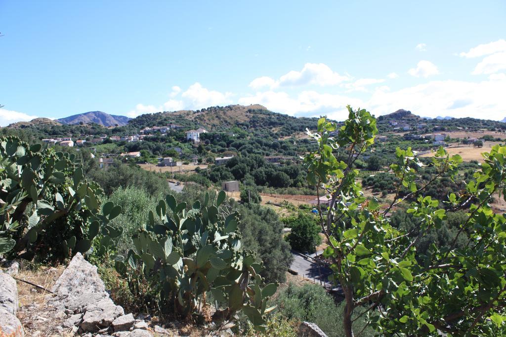Rocca Del Vento Bed and Breakfast San Pantaleone Buitenkant foto