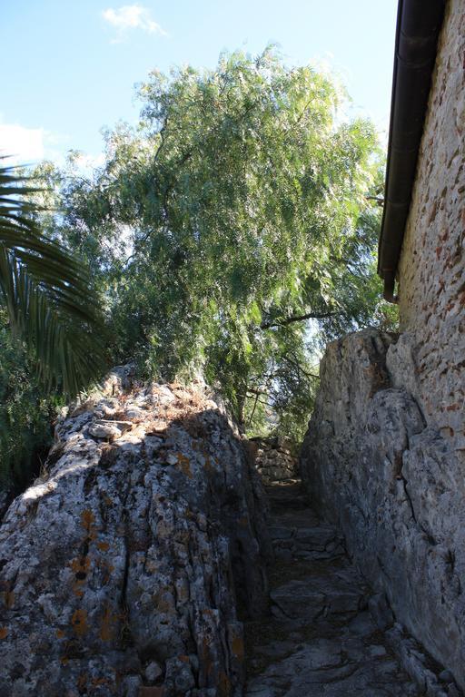 Rocca Del Vento Bed and Breakfast San Pantaleone Buitenkant foto