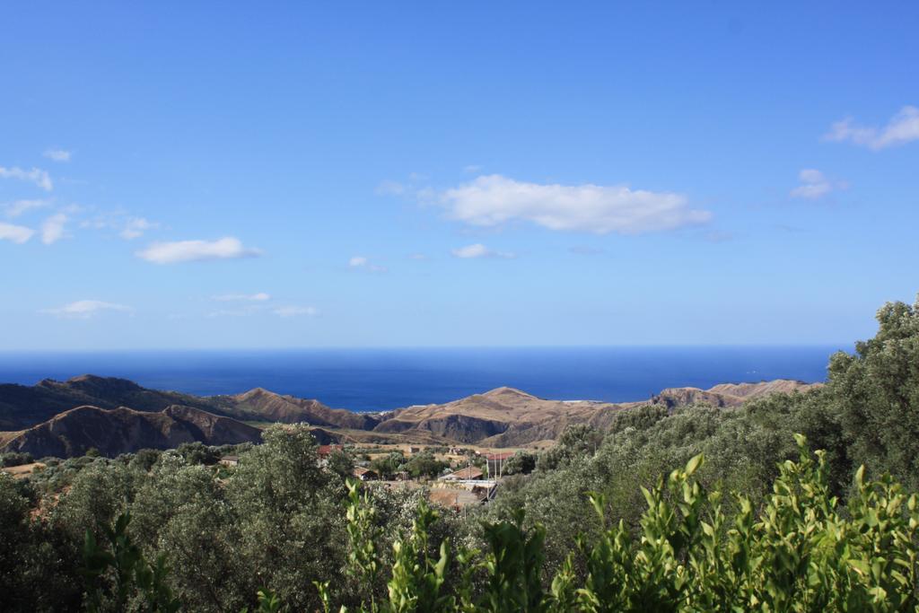 Rocca Del Vento Bed and Breakfast San Pantaleone Buitenkant foto